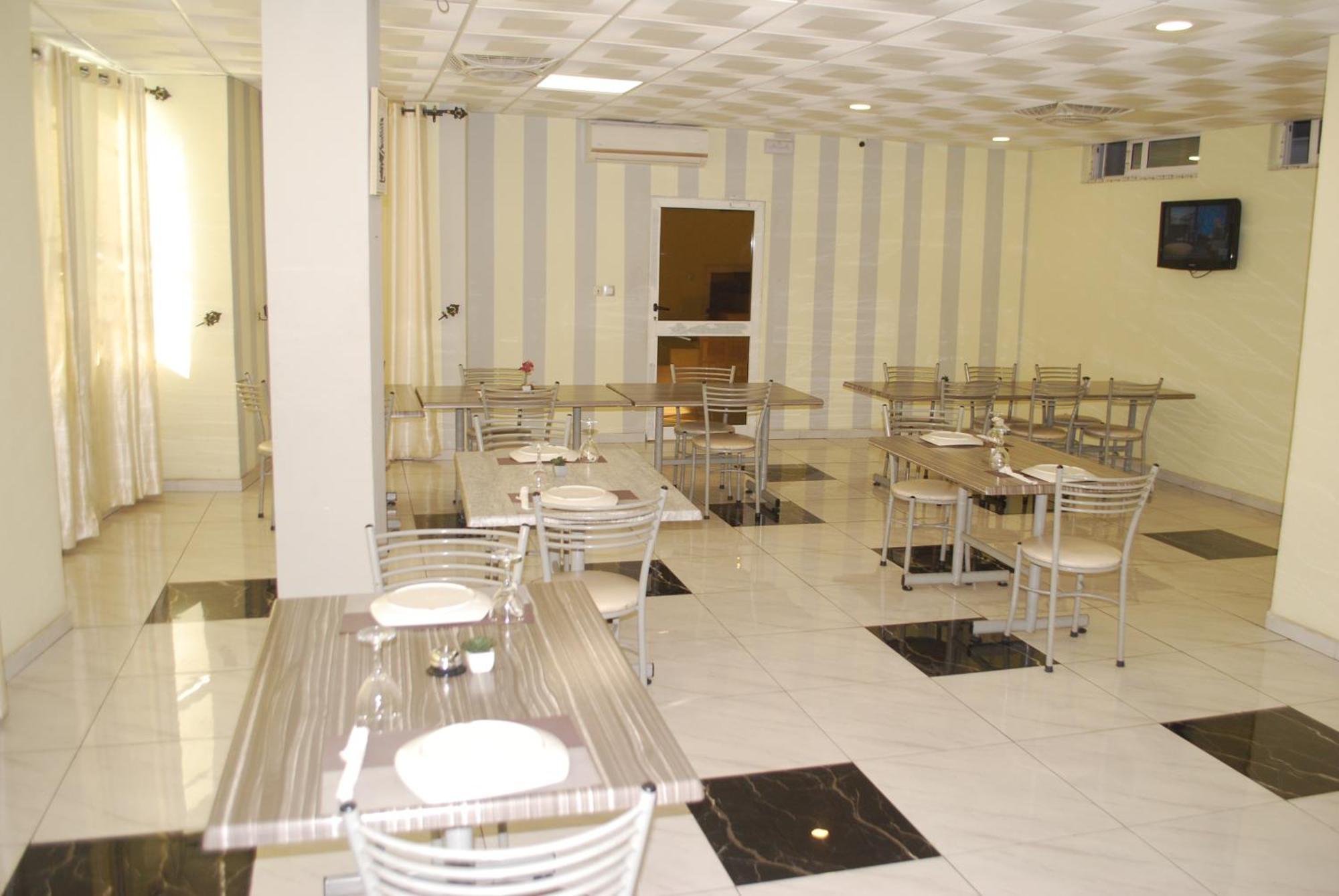 Benin City Center Hotel Cotonou Exterior foto